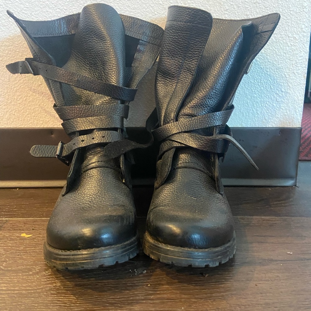 Steve Madden Boots